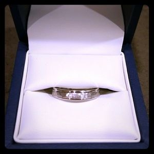 Hammered 14k white gold band